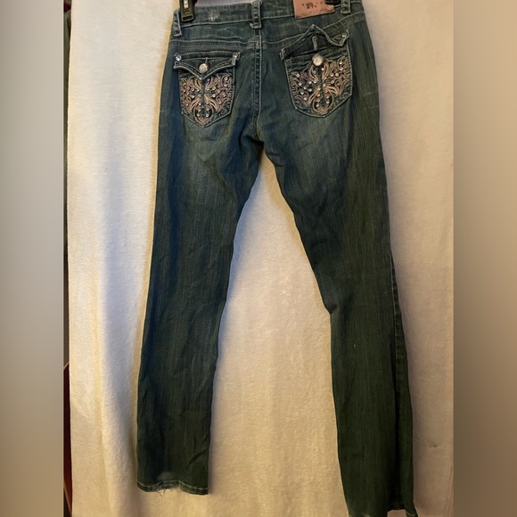 Jeans - Picture 1 of 2